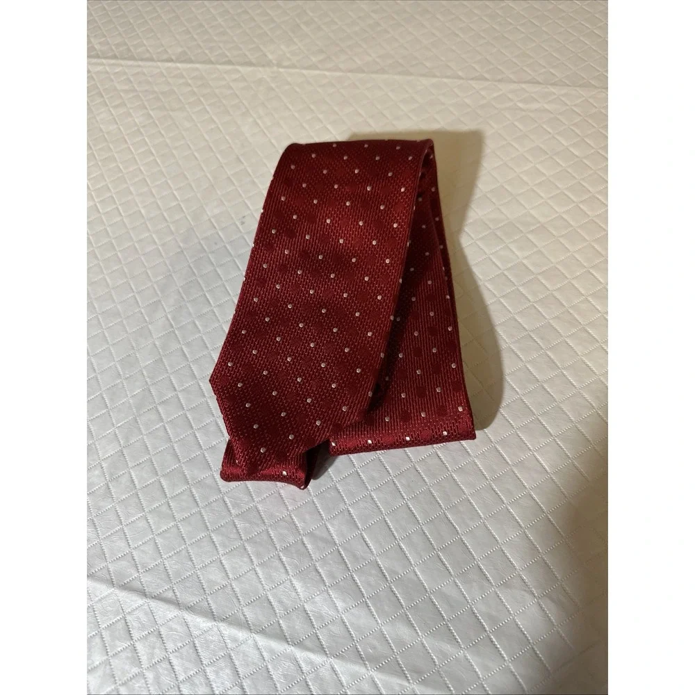 Countess Mara Necktie MARA 100% Silk Red Ivory Polka Dot‎ Textured Weave Tie